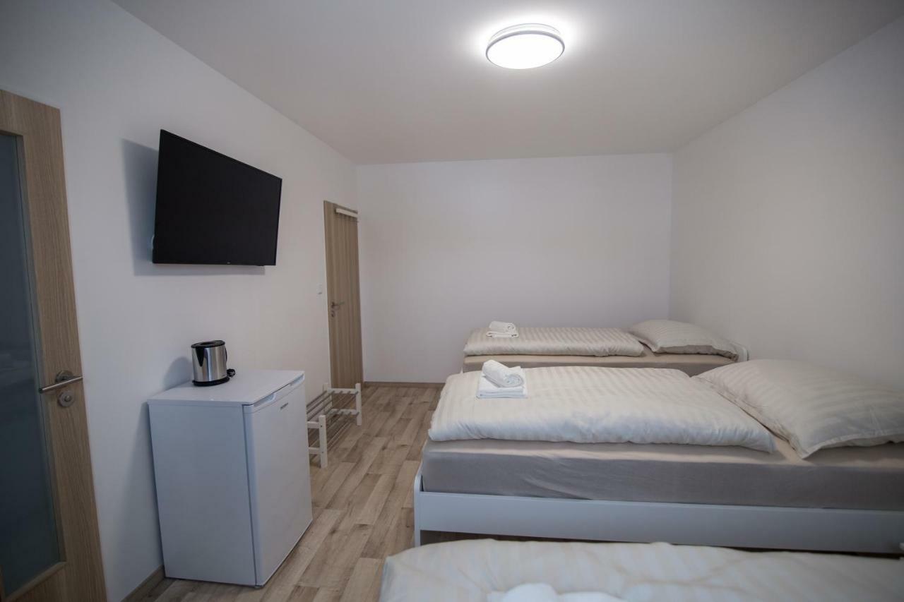 Apartment Dana Hostka  Exteriör bild